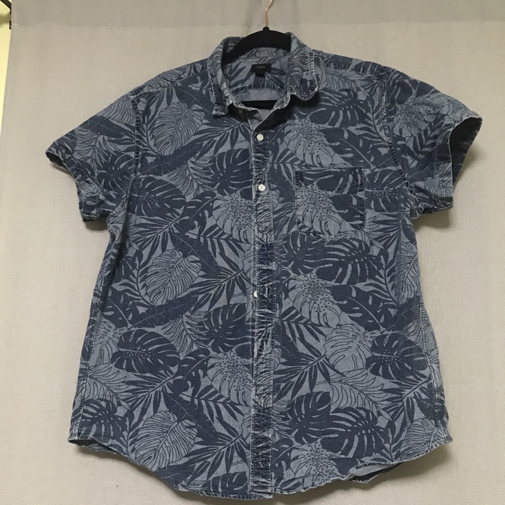 A short sleeve shirt from J. Crew in size x large